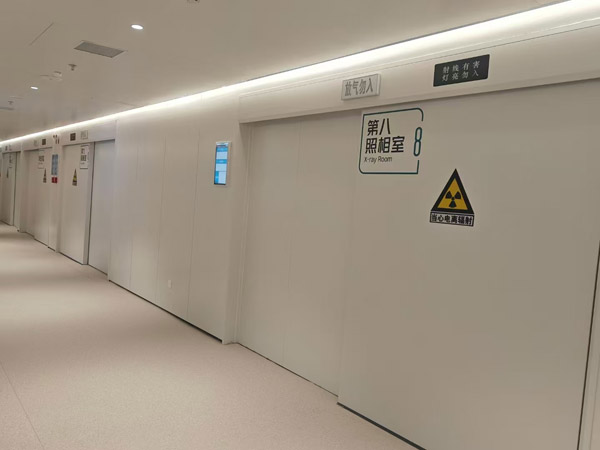 铅门